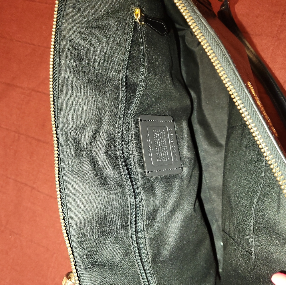 Coach tote purses - Picture 6 of 11